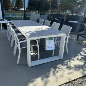 Set Linate tafel + 8 Arcueil stoelen