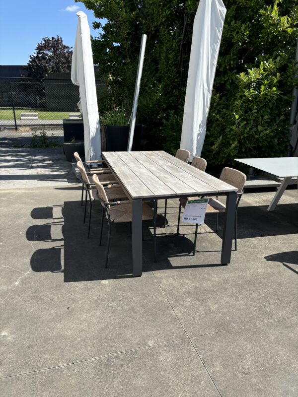 Set Goa tafel + 6 Bora stoelen