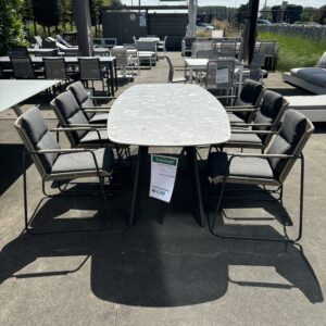 Set Montana tafel + 6 Parma stoelen