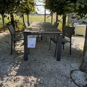 Set Optimum verlengbare tafel + 8 Tosca stoelen