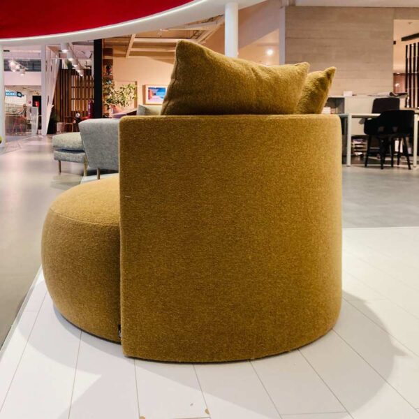 Verberckmoes Outlet - Pastille loungefauteuil Passe Partout Felt mustard achterkant