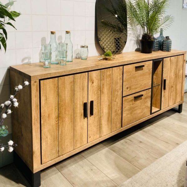 Verberckmoes Outlet Wilrijk toonzaalmodel Pavarotti dressoir 230cm in HPL barnwood met metalen poot Henders and Hazel