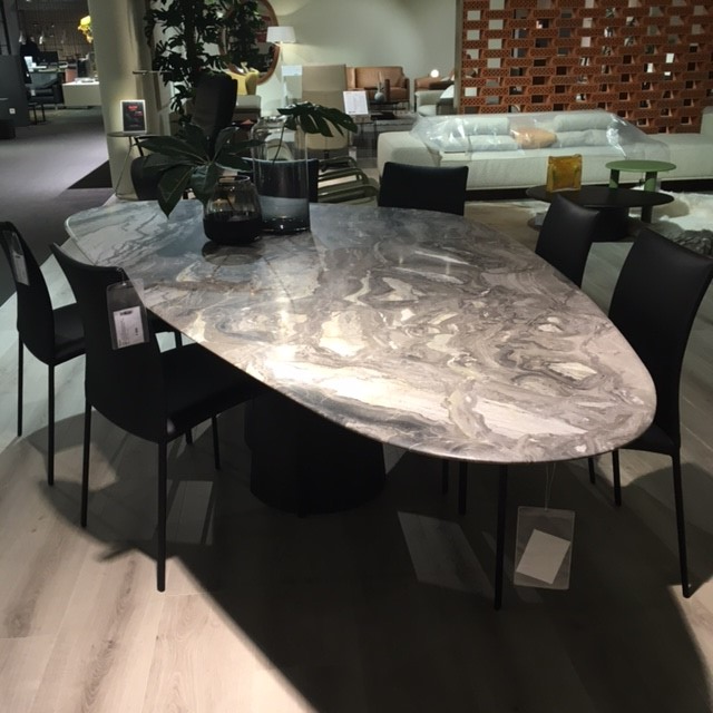 DRAENERT - Kent tafel marmer