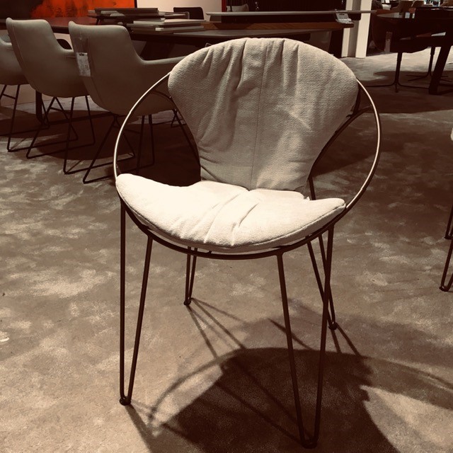 JOLI | Set Wire - Tafel elyps en 6 stoelen - Afbeelding 3