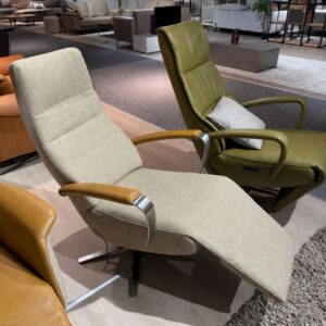 De Toekomst Twice Pro TW143N elektrische relaxfauteuil als toonzaalmodel in Sint-Gillis-Waa