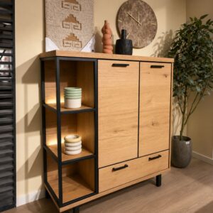 Henders & Hazel Ridgefield highboard van 130 cm in natural met zwarte metalen accenten – toonzaalmodel Sint-Gillis-Waas