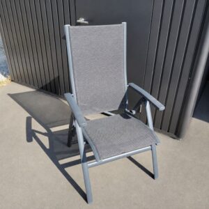 4 Seasons Outdoor Cadiz verstelbare tuinstoel in Matt Carbon uit een set van 6 terrasmodellen in Temse